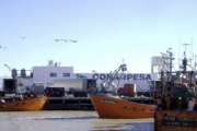 CONARPESA ratificó que no moverá sus barcos hasta resolver cómo se liquidarán los aguinaldos de los maquinistas
